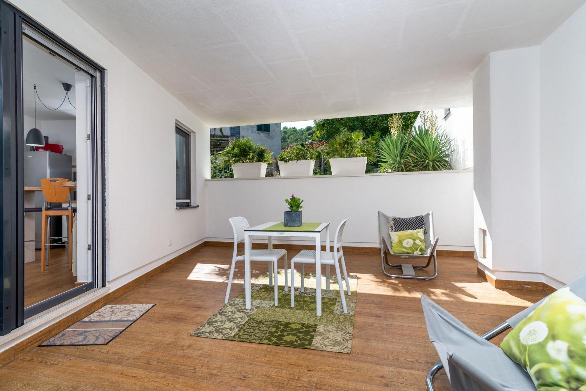 Casa Vita Apartments Slatine Eksteriør bilde