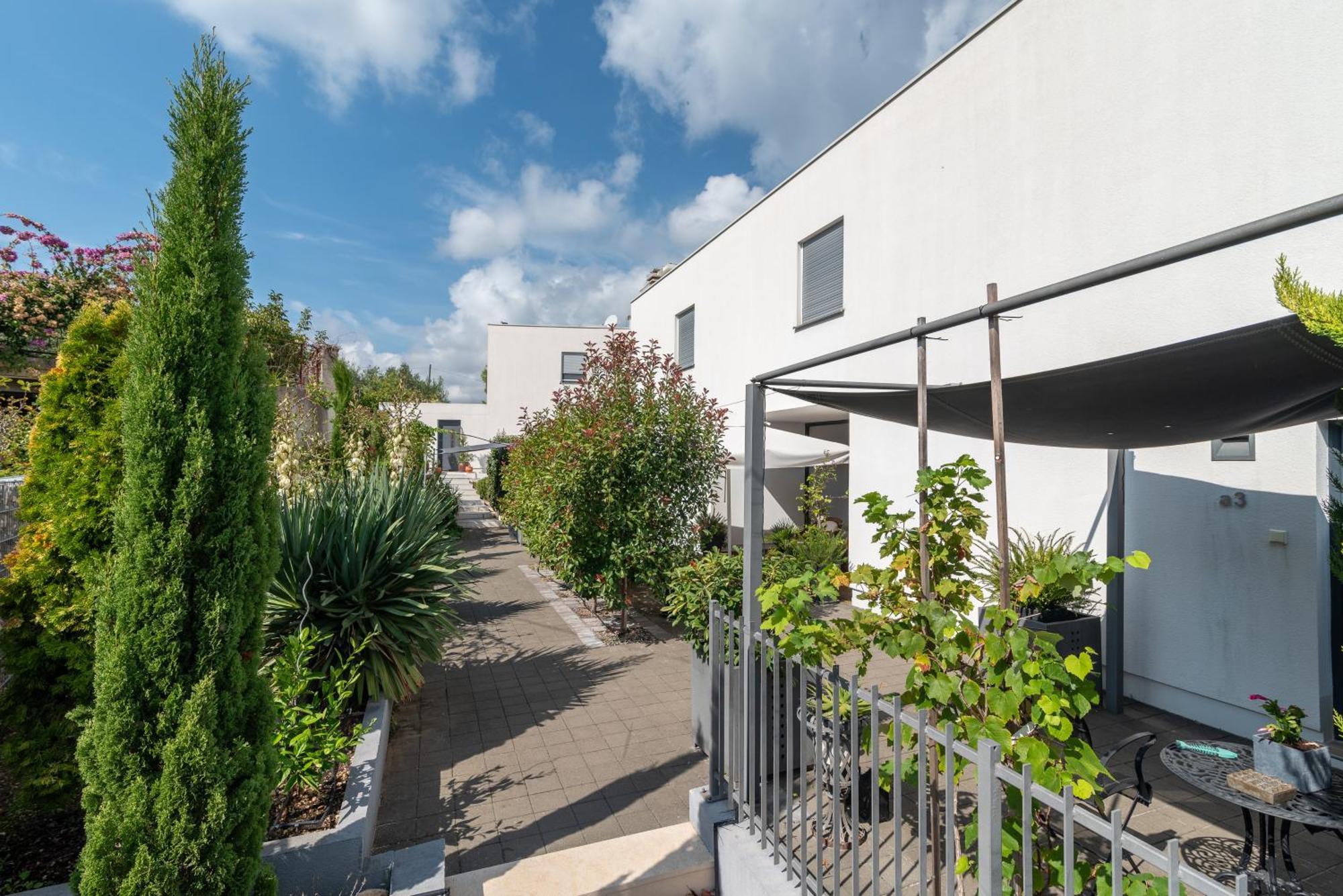 Casa Vita Apartments Slatine Eksteriør bilde