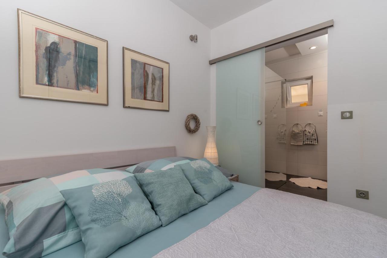 Casa Vita Apartments Slatine Eksteriør bilde