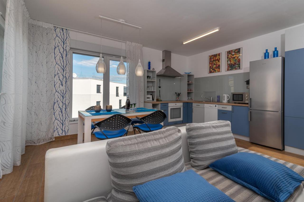 Casa Vita Apartments Slatine Eksteriør bilde