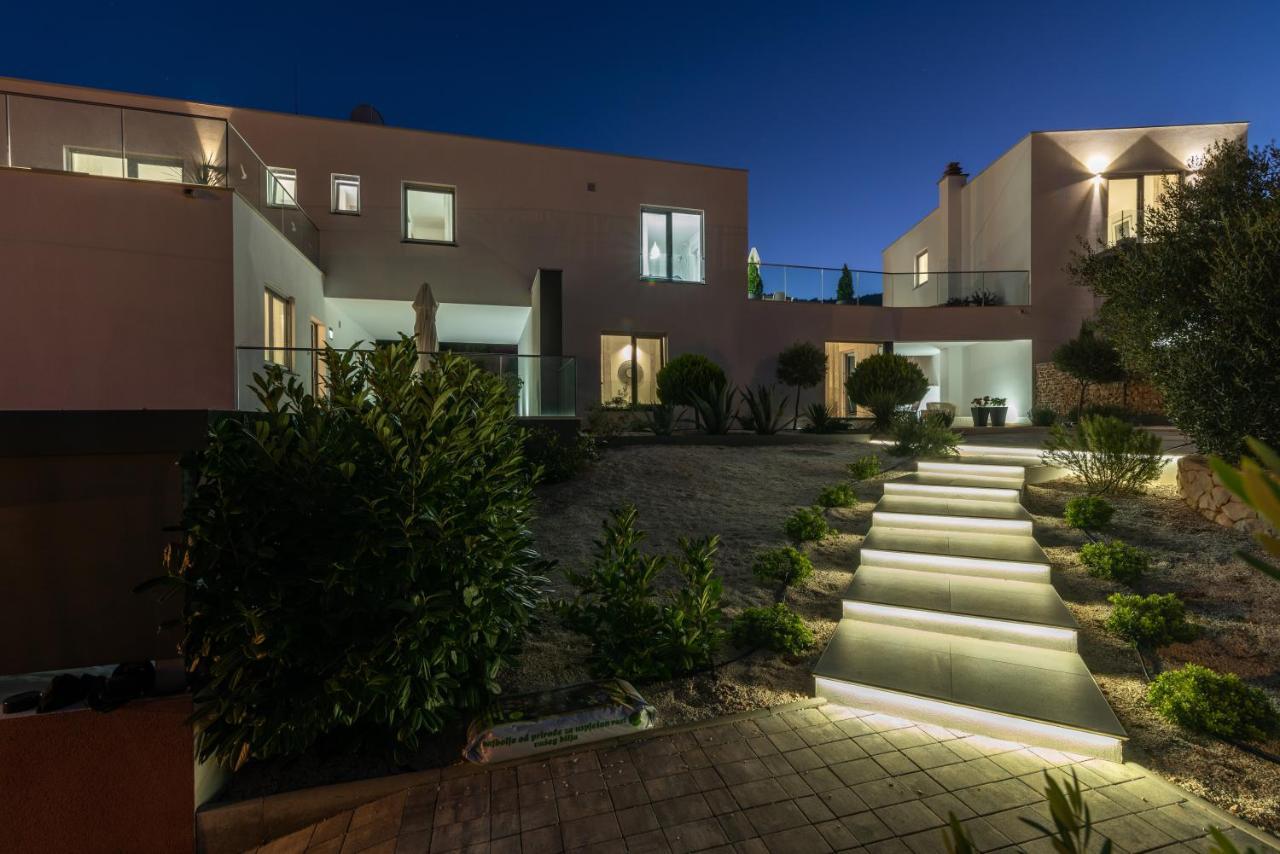 Casa Vita Apartments Slatine Eksteriør bilde